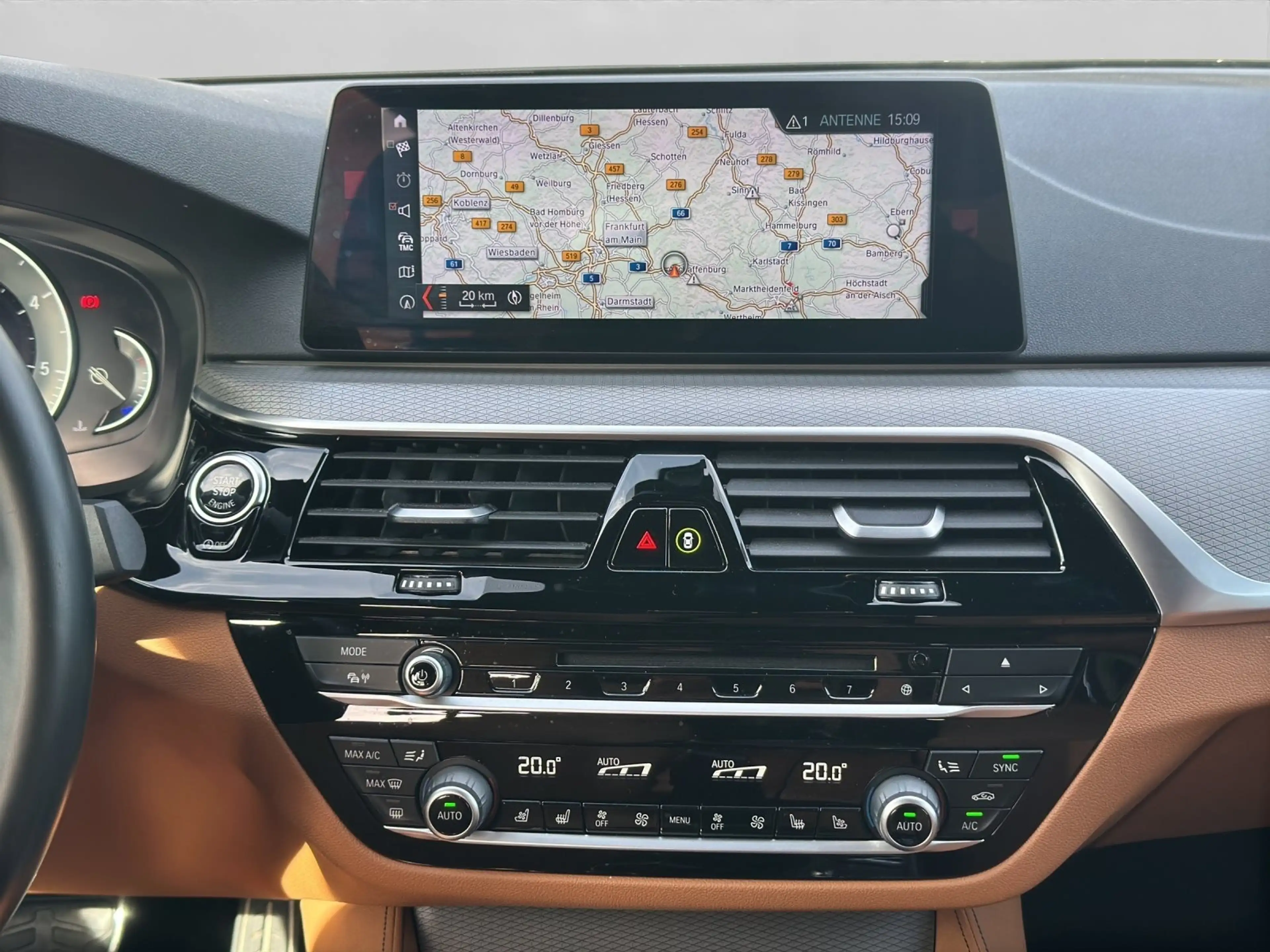 BMW 520 d Limo M Sportpaket LED Komf. Sitze Navi Prof. Sof — photo 11