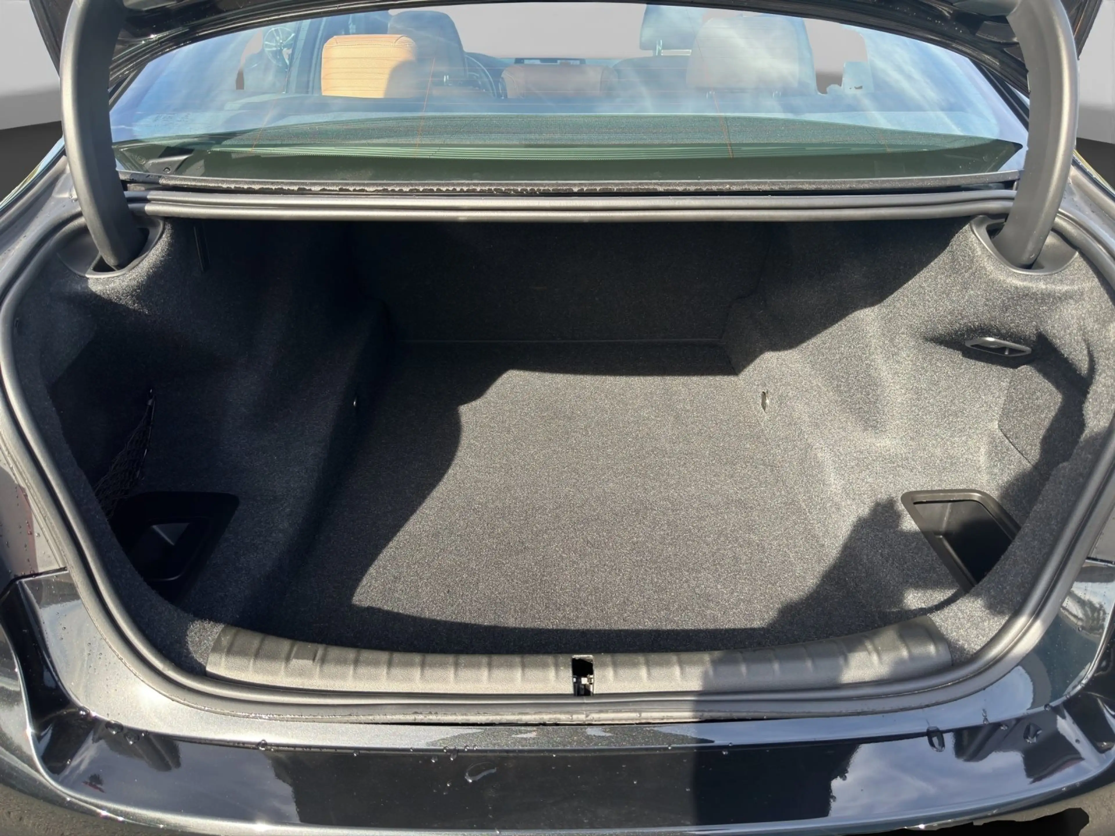 BMW 520 d Limo M Sportpaket LED Komf. Sitze Navi Prof. Sof — photo 13