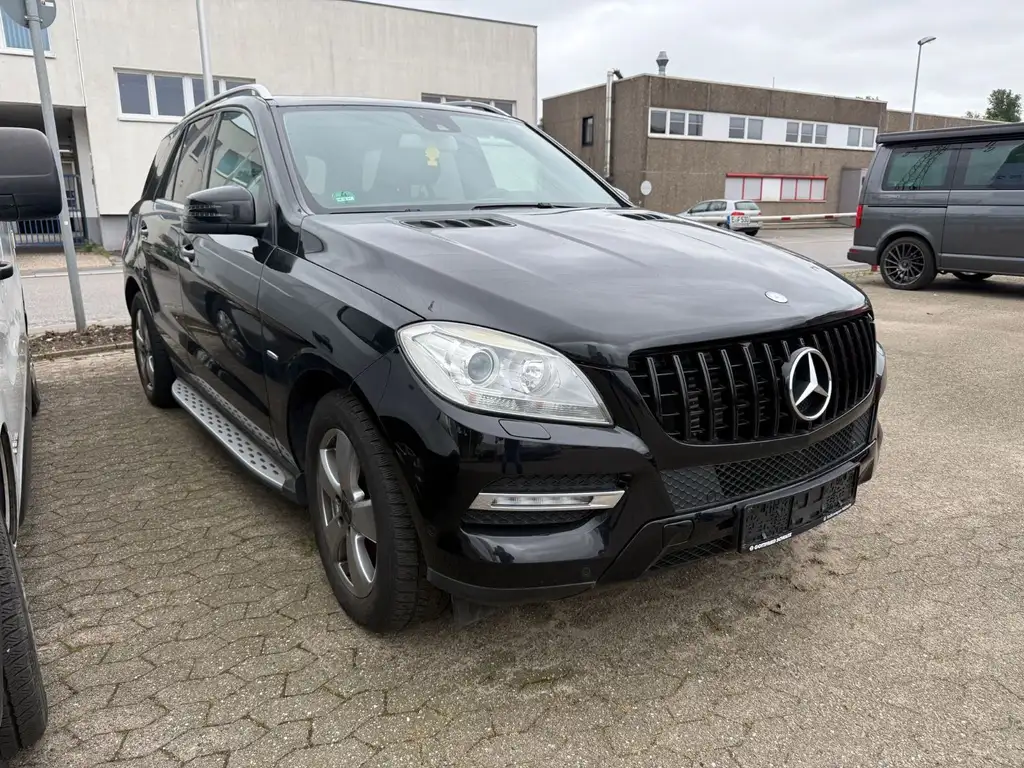 Mercedes-Benz ML 350 2012 из Европы — купить под ключ