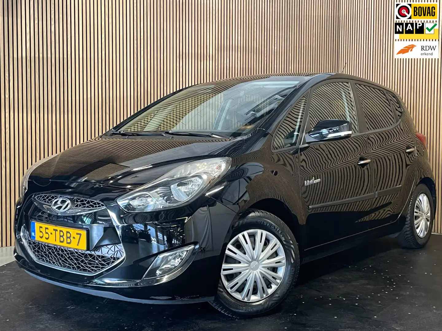 Hyundai iX20 1.6i i-Catcher |TREKHAAK|LEDER|PANO|NAVI|CAMERA|CR Zwart - 1