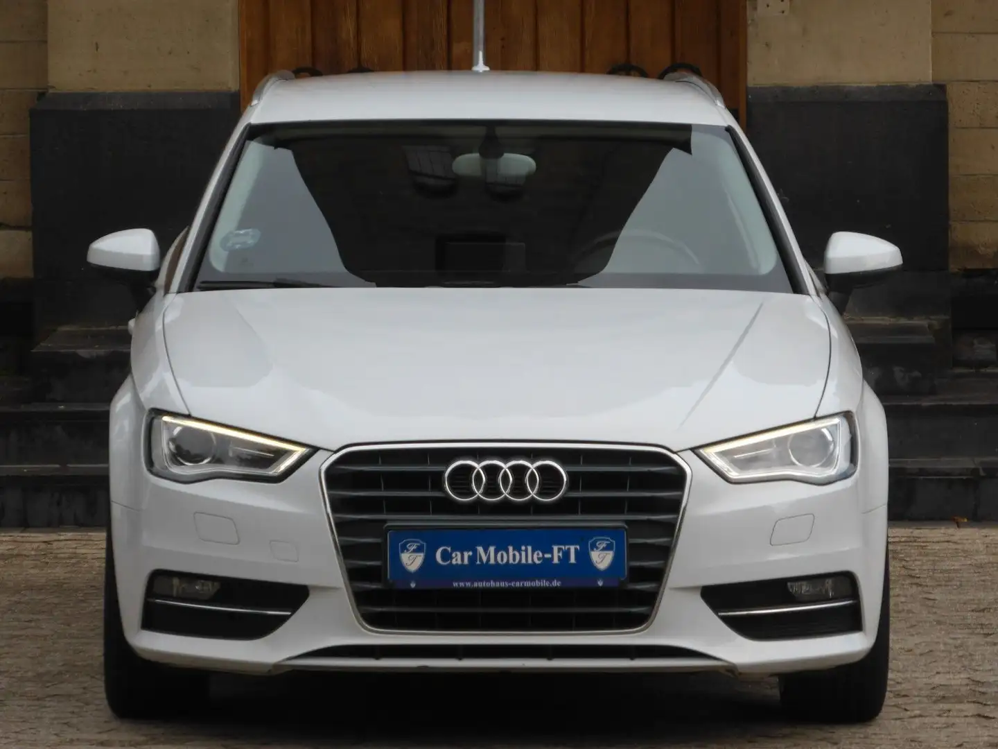Audi A3 Sportback attraction*NAVI*S.HEIZ.*PDC*LED*MMI Weiß - 2