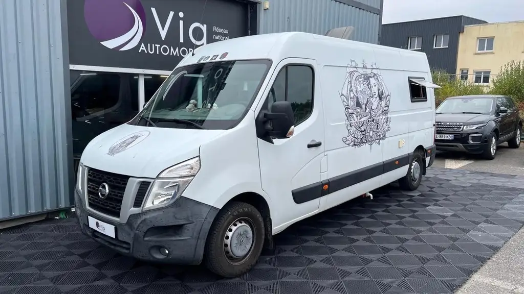 Nissan NV400 2016 из Европы — купить под ключ