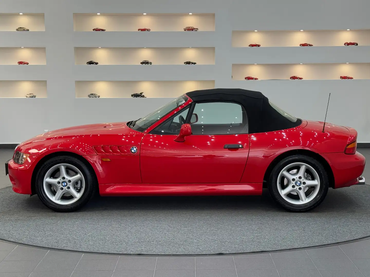 BMW Z3 Roadster 1,8i *Sammlerzustand*Supersprint*Schalter Rot - 2