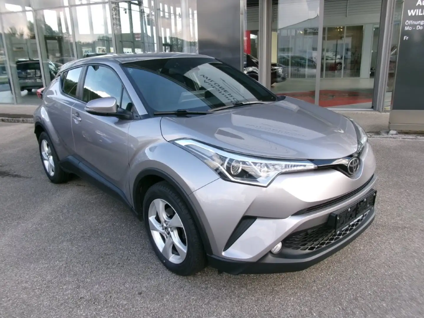 Toyota C-HR C-HR 1,2T 4WD CVT C-ENTER !!! Topgebrauchter !!! Silber - 1