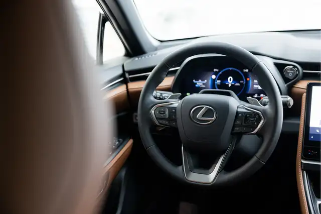 Lexus LBX view 9