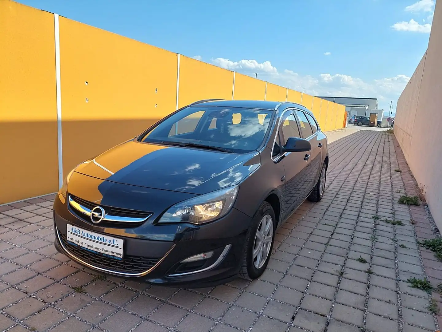 Opel Astra ST 1,6 CDTI Ecotec Edition sofort Kredit Noir - 1