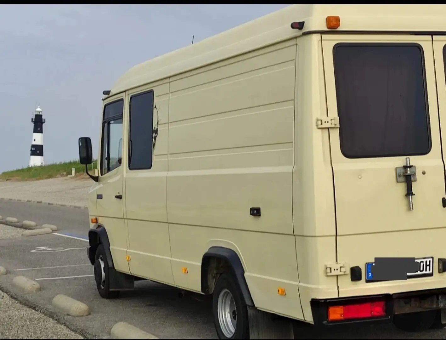 Mercedes-Benz T2 508 D  667.361 Beige - 1