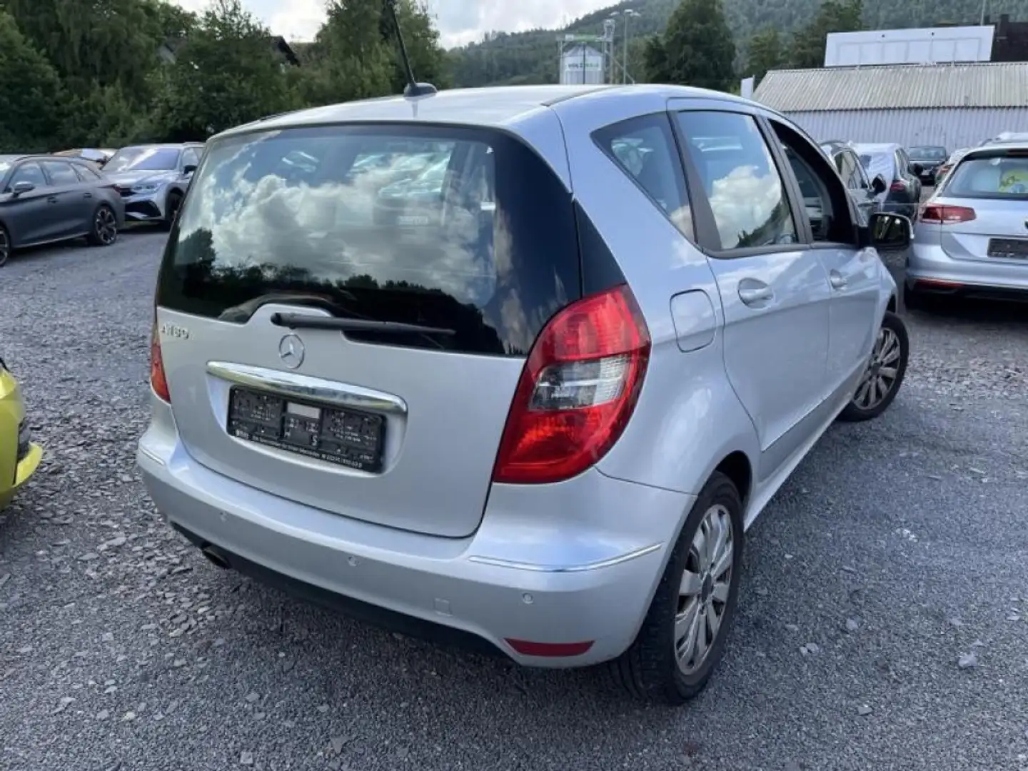 Mercedes-Benz A 180 Special Edition SHZ Tempomat Argent - 2