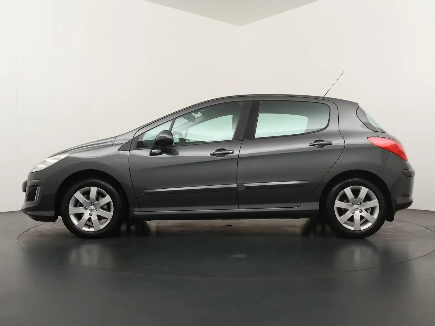 Peugeot 308 1.6 VTi Sublime - Parkeersensoren V+A - Trekhaak - Grijs - 2