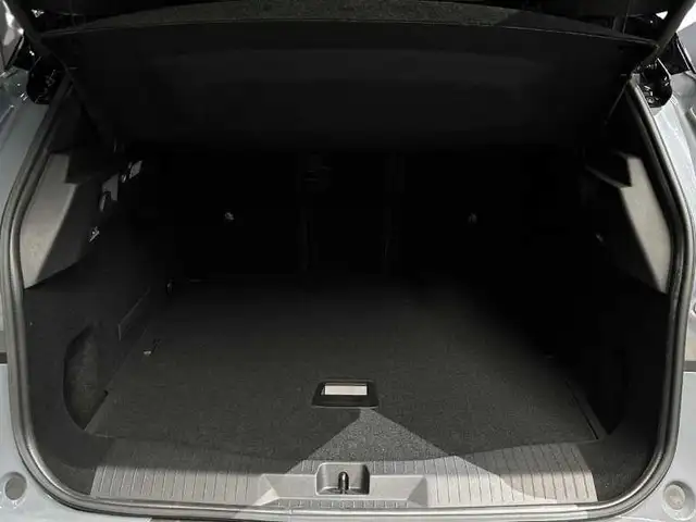 Opel Grandland view 7