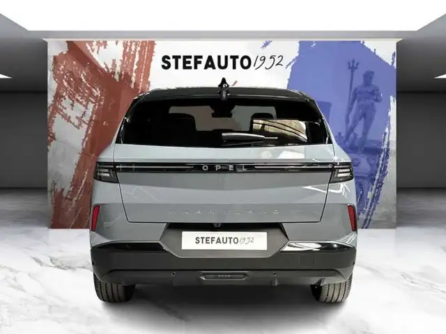 Opel Grandland view 6