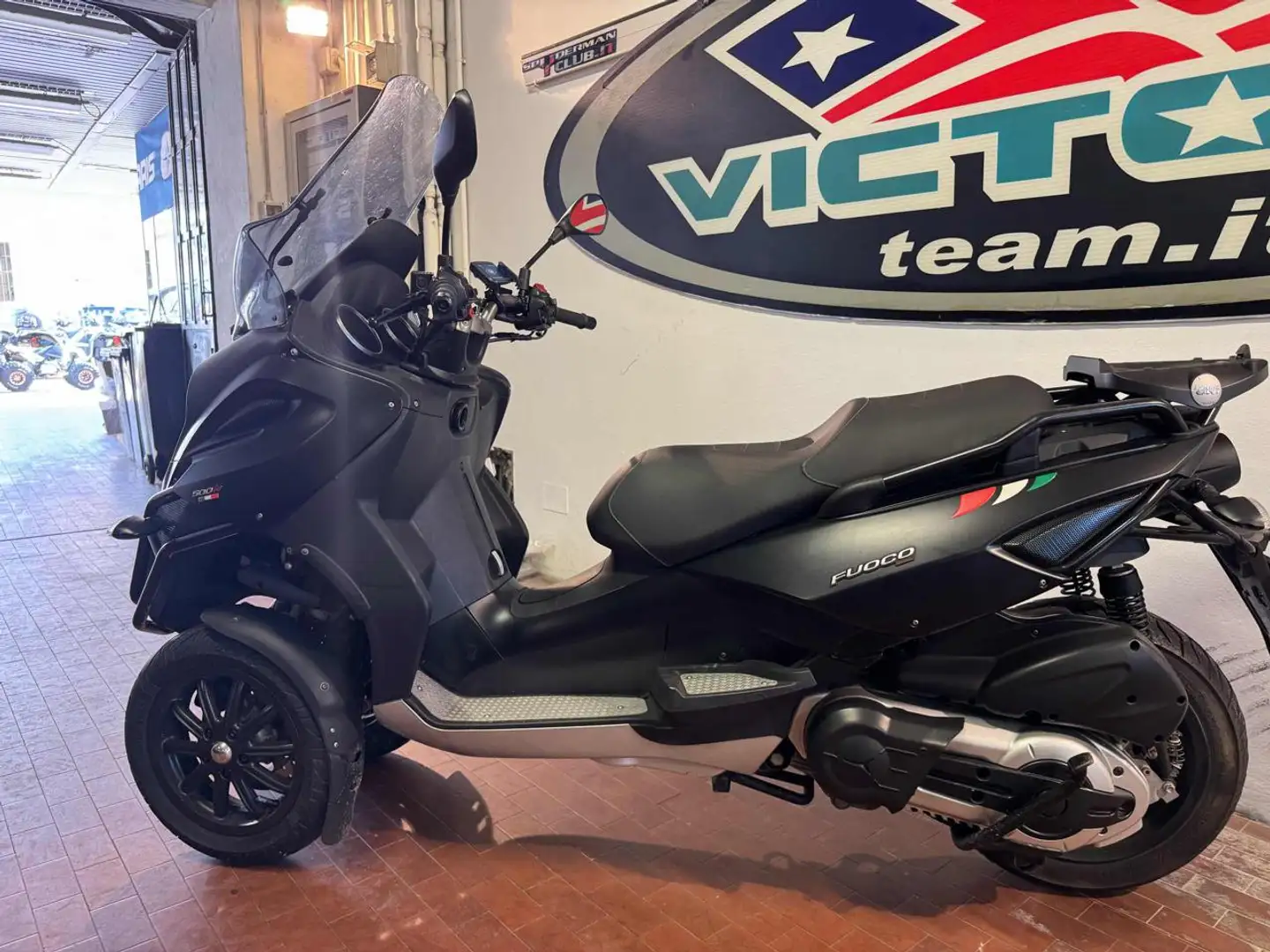 Gilera Fuoco 500 i.e. black Nero - 1