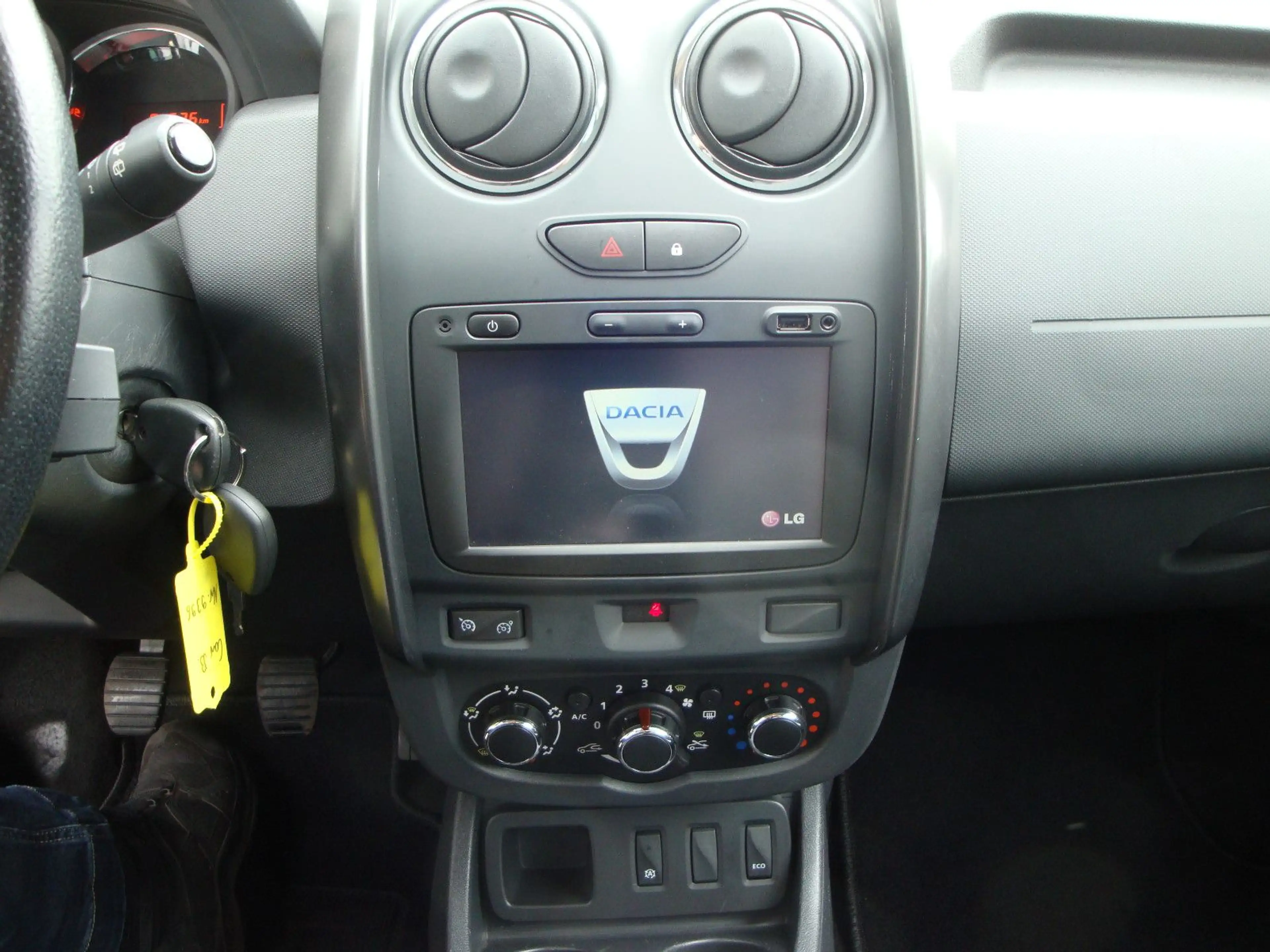 Dacia Duster I Prestige 4x2 — photo 13