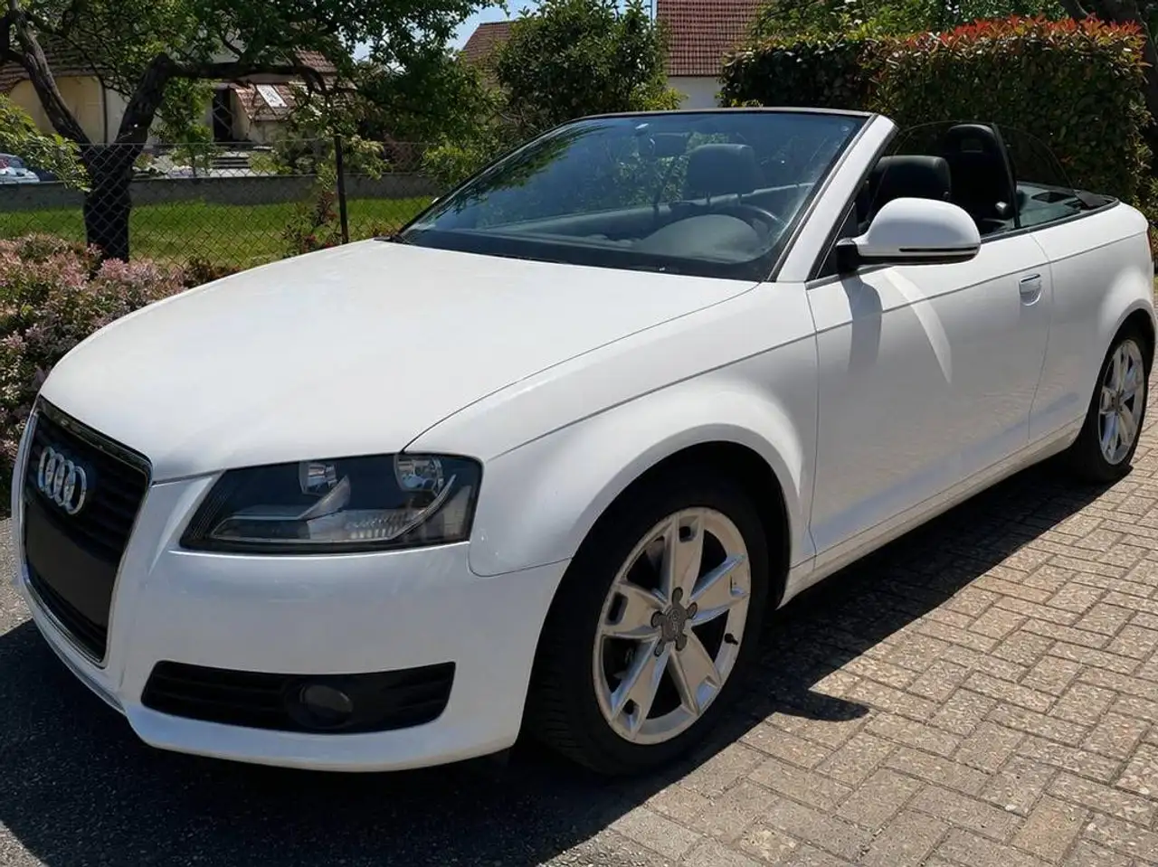 Audi A3 Cabriolet 2.0 TDI 140 DPF Ambition