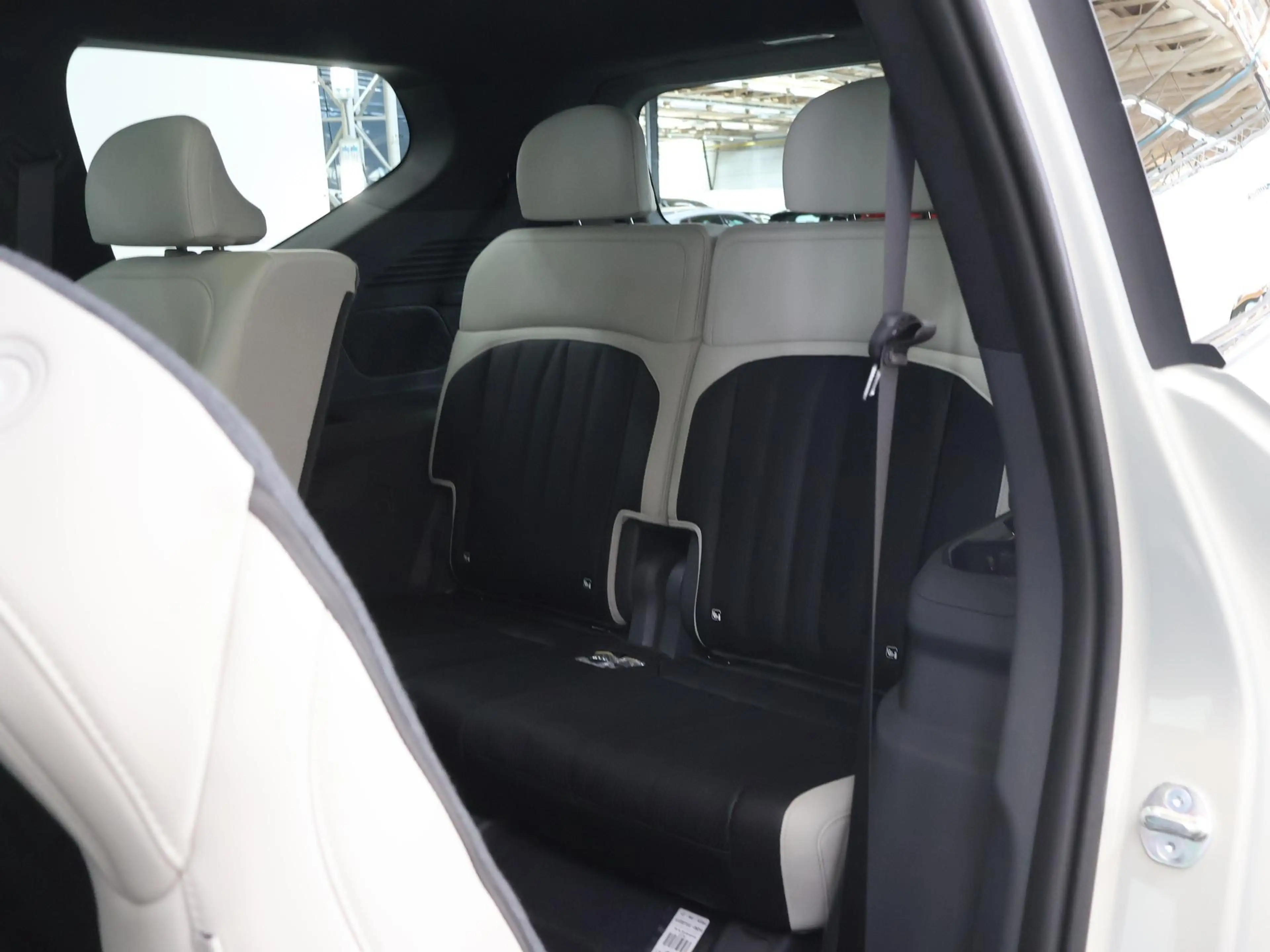 Kia EV9 GT-Line AWD 99.8 kWh | Panoramaschuifdak  | LED-ma — photo 14