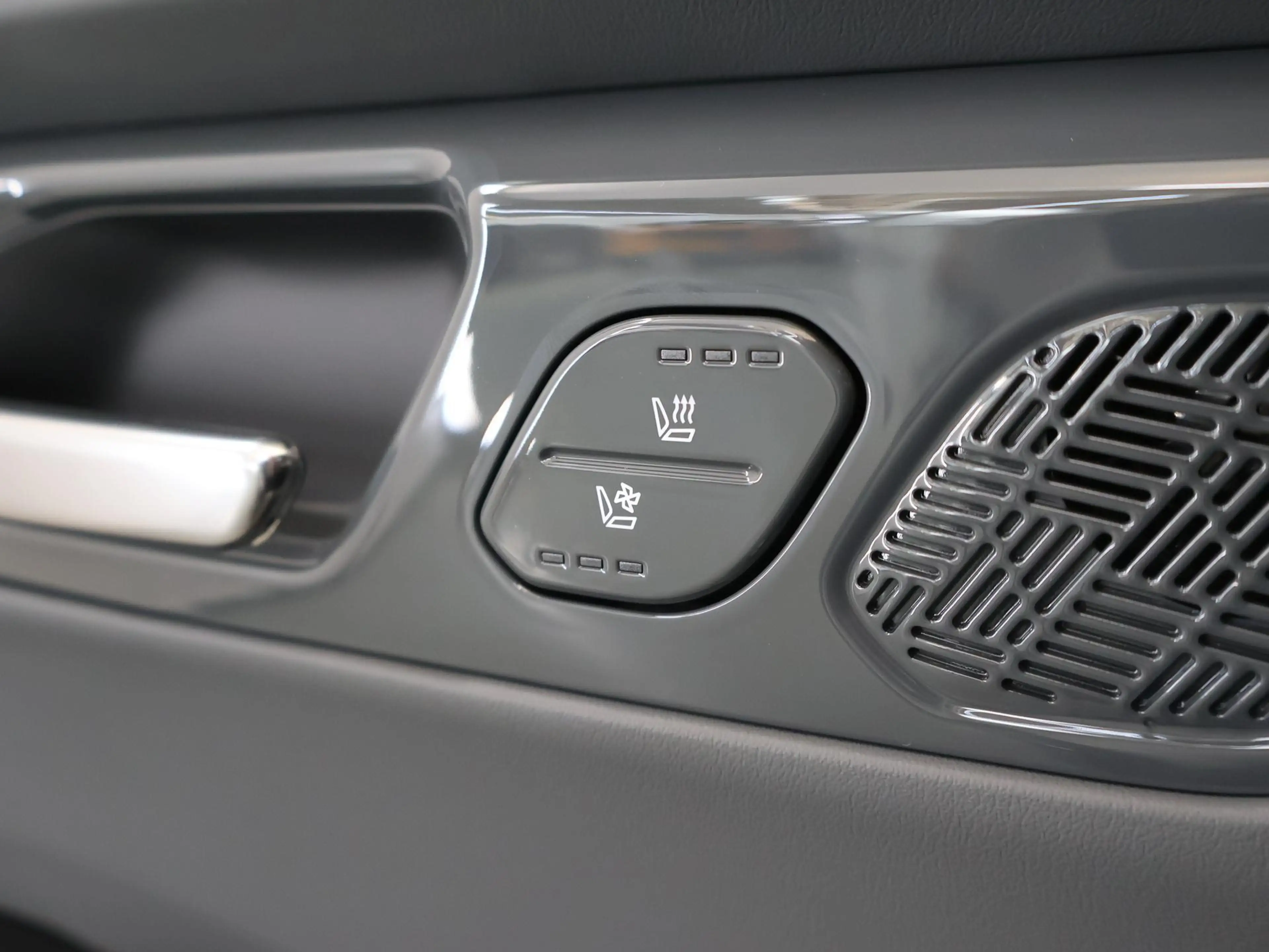 Kia EV9 GT-Line AWD 99.8 kWh | Panoramaschuifdak  | LED-ma — photo 13
