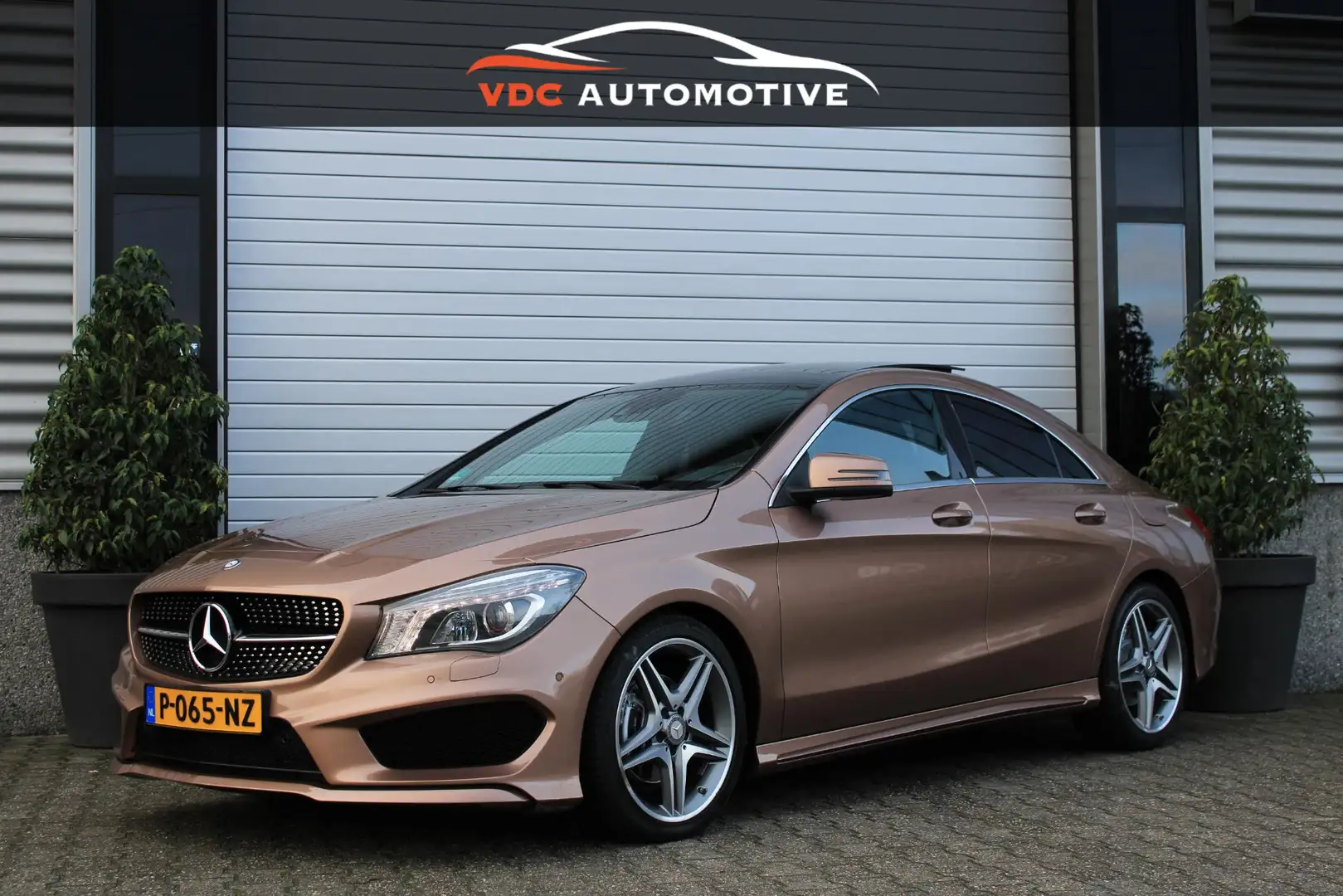 Mercedes-Benz CLA 200 AMG Roségoud | Pano | Memory | HarmanKardon | Came - 1