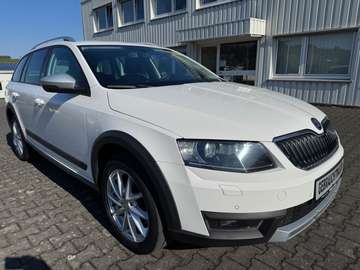 Combi-2,0TDI Scout 4x4-DSG-Bi Xenon-AHK