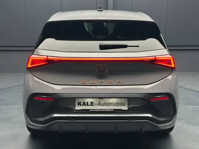 Cupra Born view 4