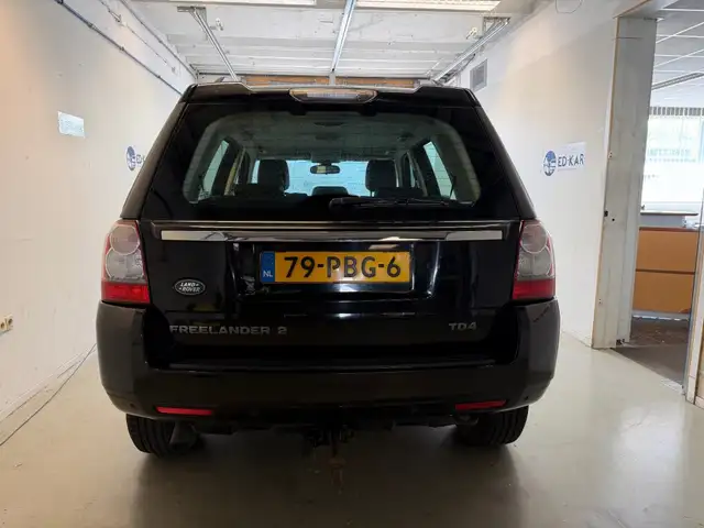 Land Rover Freelander view 6