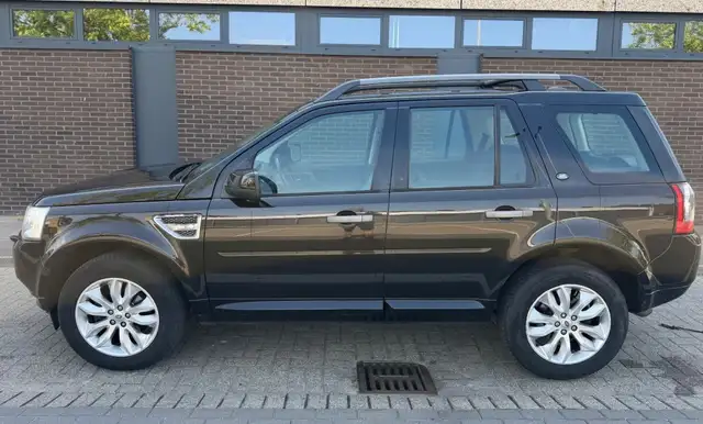Land Rover Freelander view 16