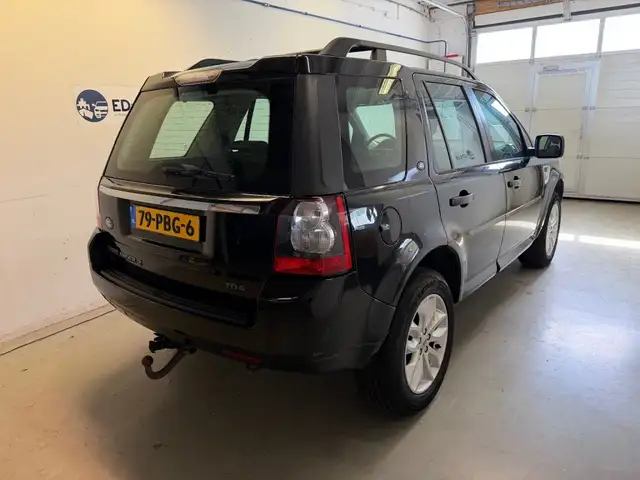Land Rover Freelander view 5