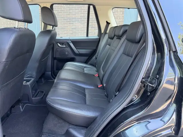Land Rover Freelander view 11