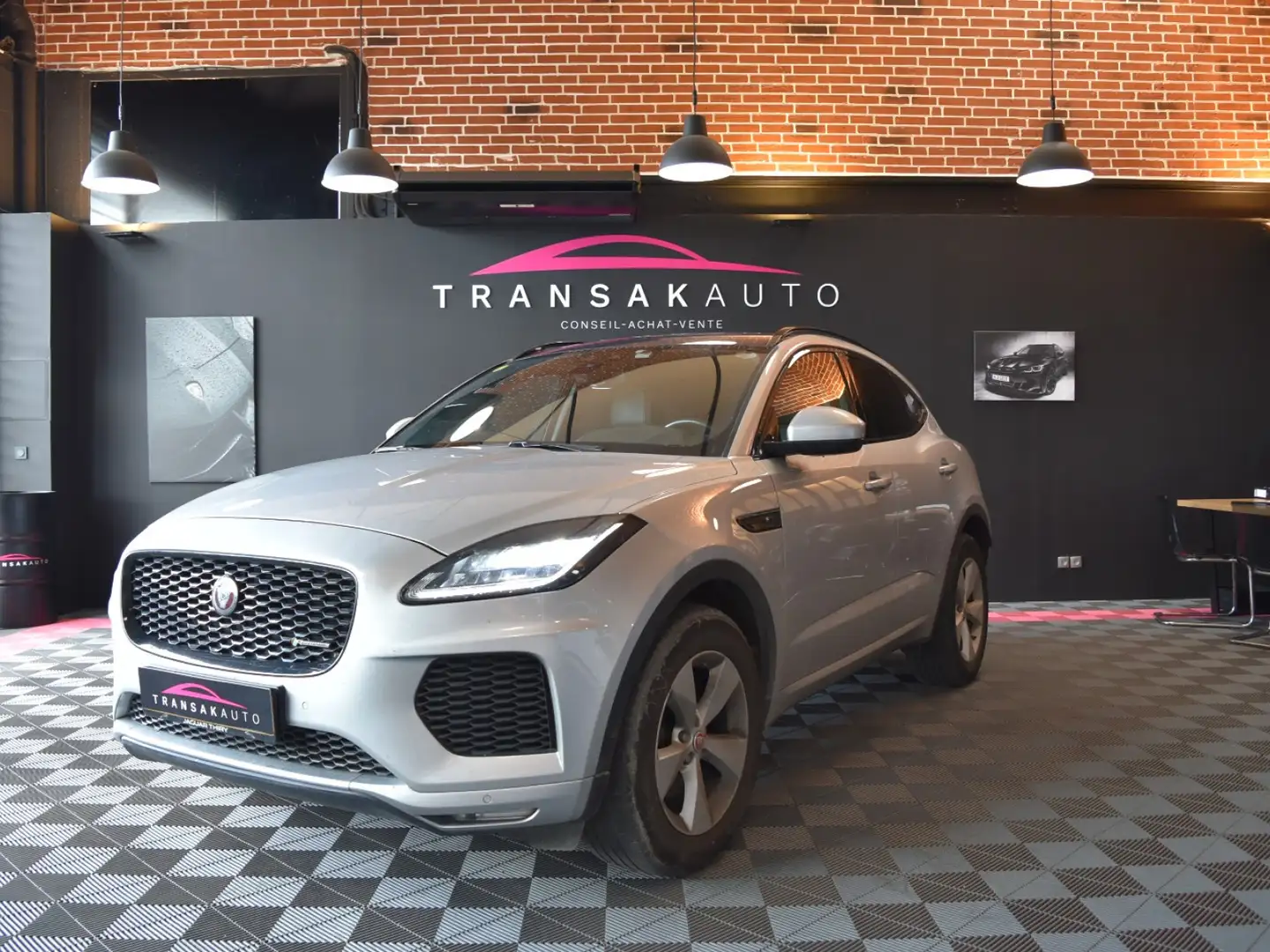 Jaguar E-Pace R-Dynamic Blanc - 1