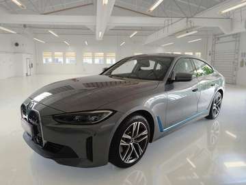 EDRIVE 40 SPORT AUTO 5 PORTE BERLINA