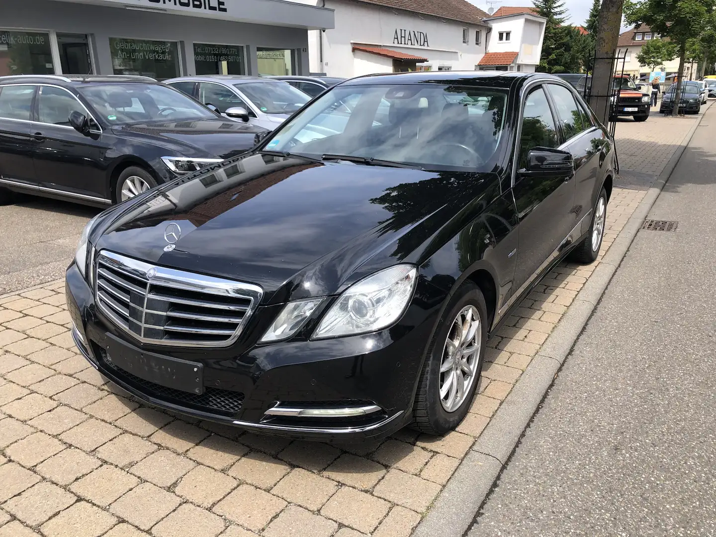 Mercedes-Benz E 350 CDI BlueEfficiency Automatik ´´Elegance´´ Schwarz - 2