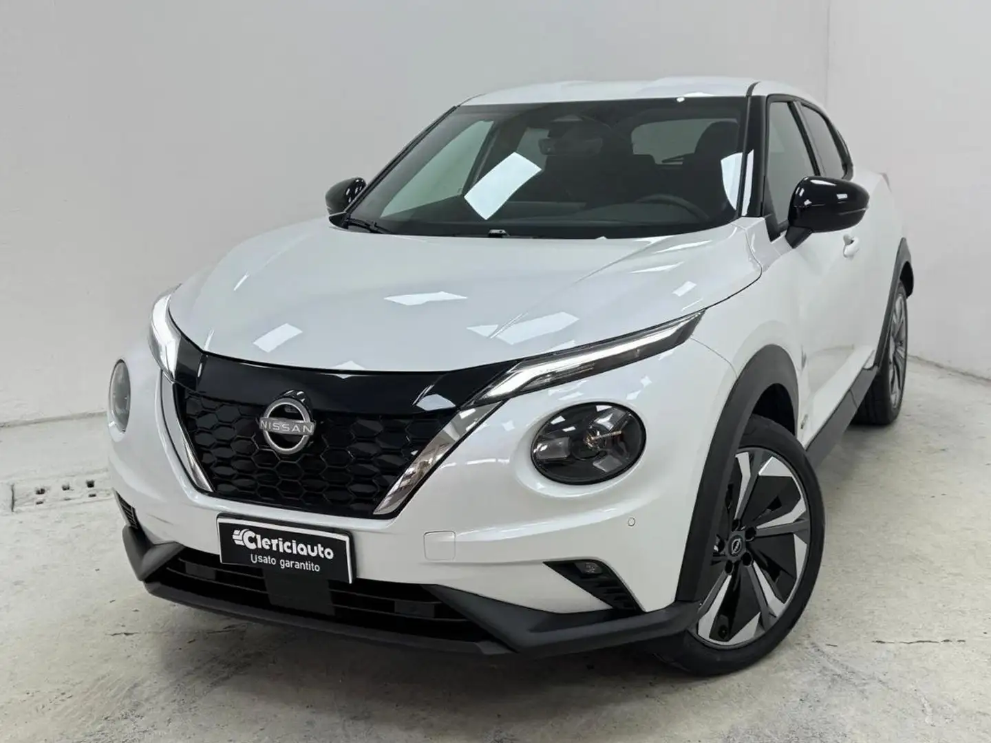 Nissan Juke 1.6 HEV N-Connecta Bianco - 1