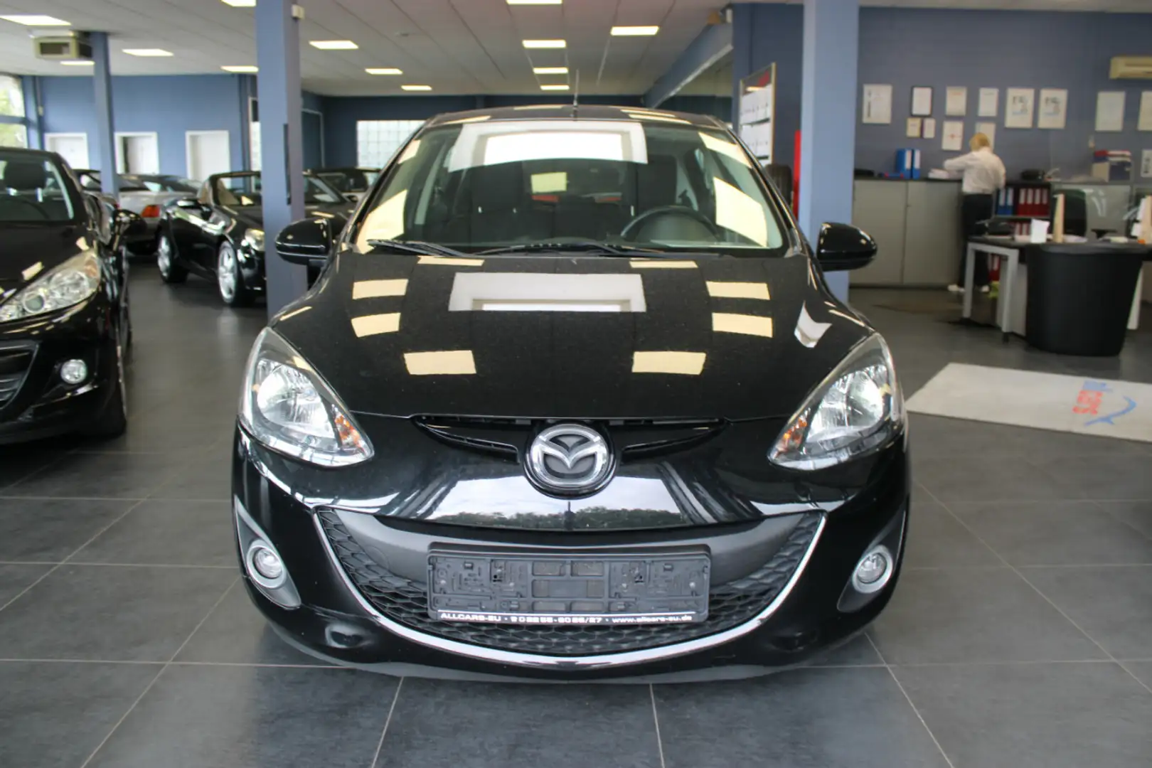 Mazda 2 1.3 - 5-Türig - SHZ - Negro - 2
