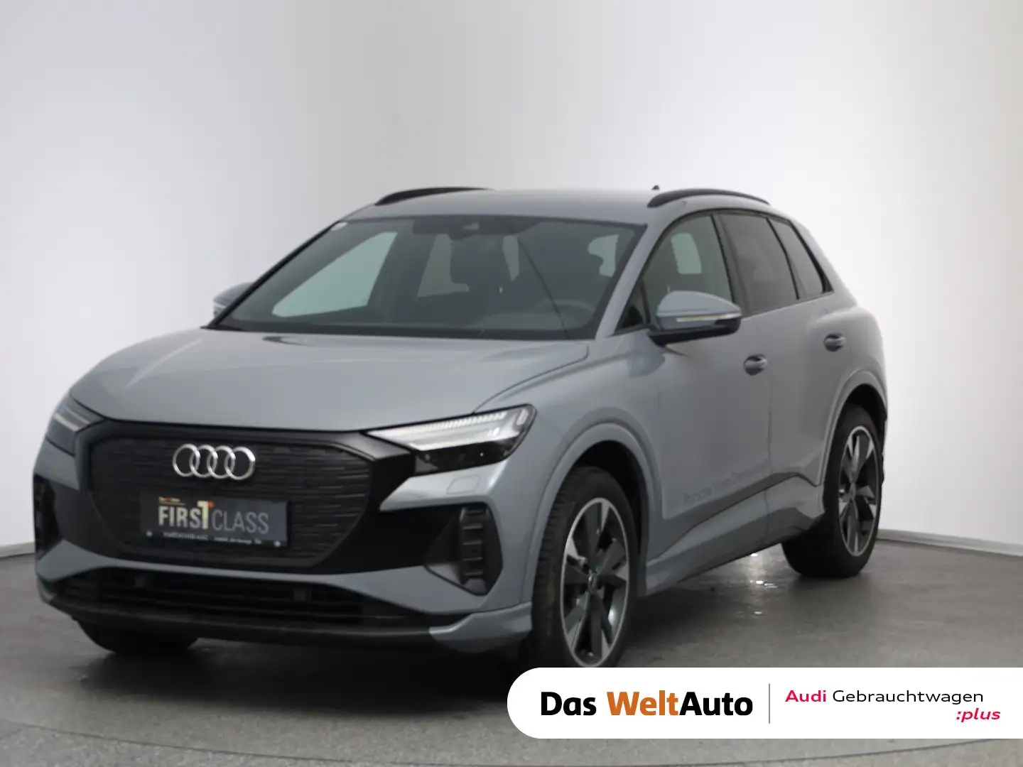 Audi Q4 e-tron Audi Q4 55 e-tron quattro Grau - 1