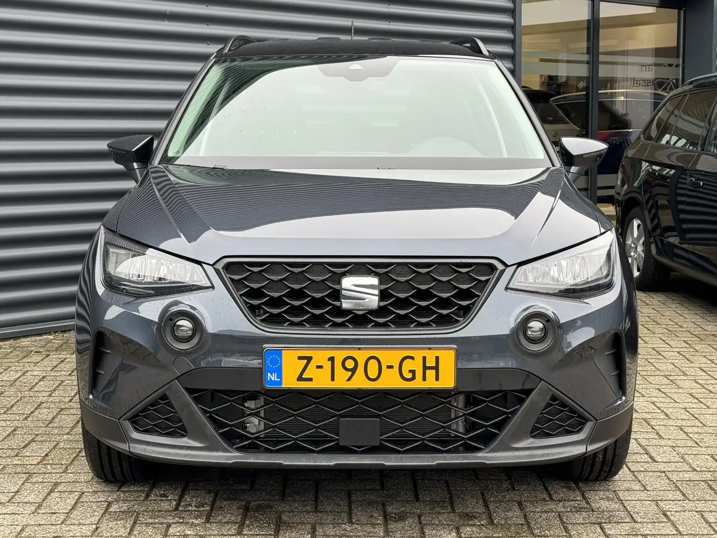 SEAT Arona 1.0 EcoTSI Style Business Connect 95 PK | LED Kopl Grijs - 2