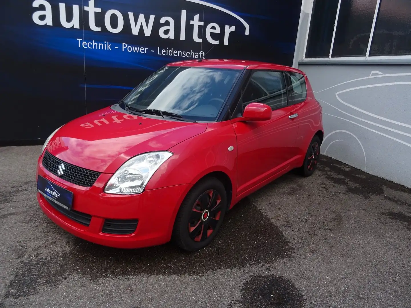 Suzuki Swift Lim. Classic Rot - 2