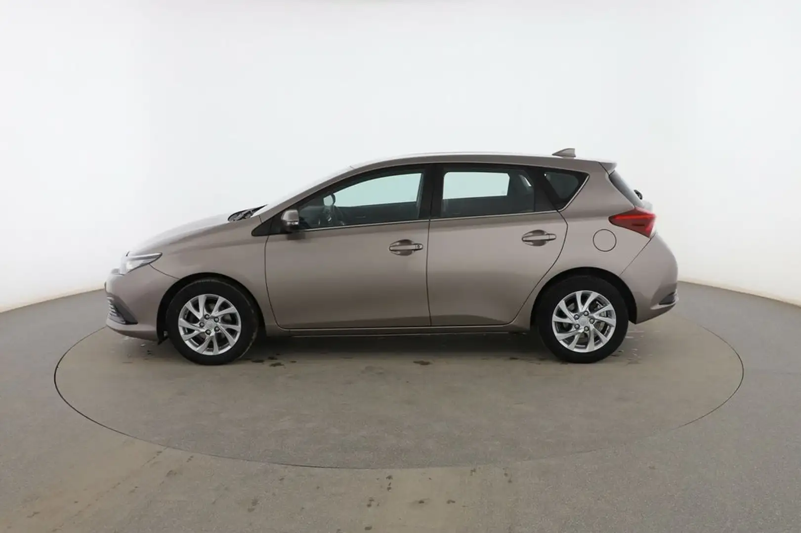 Toyota Auris 1.2 Turbo Active Gris - 2
