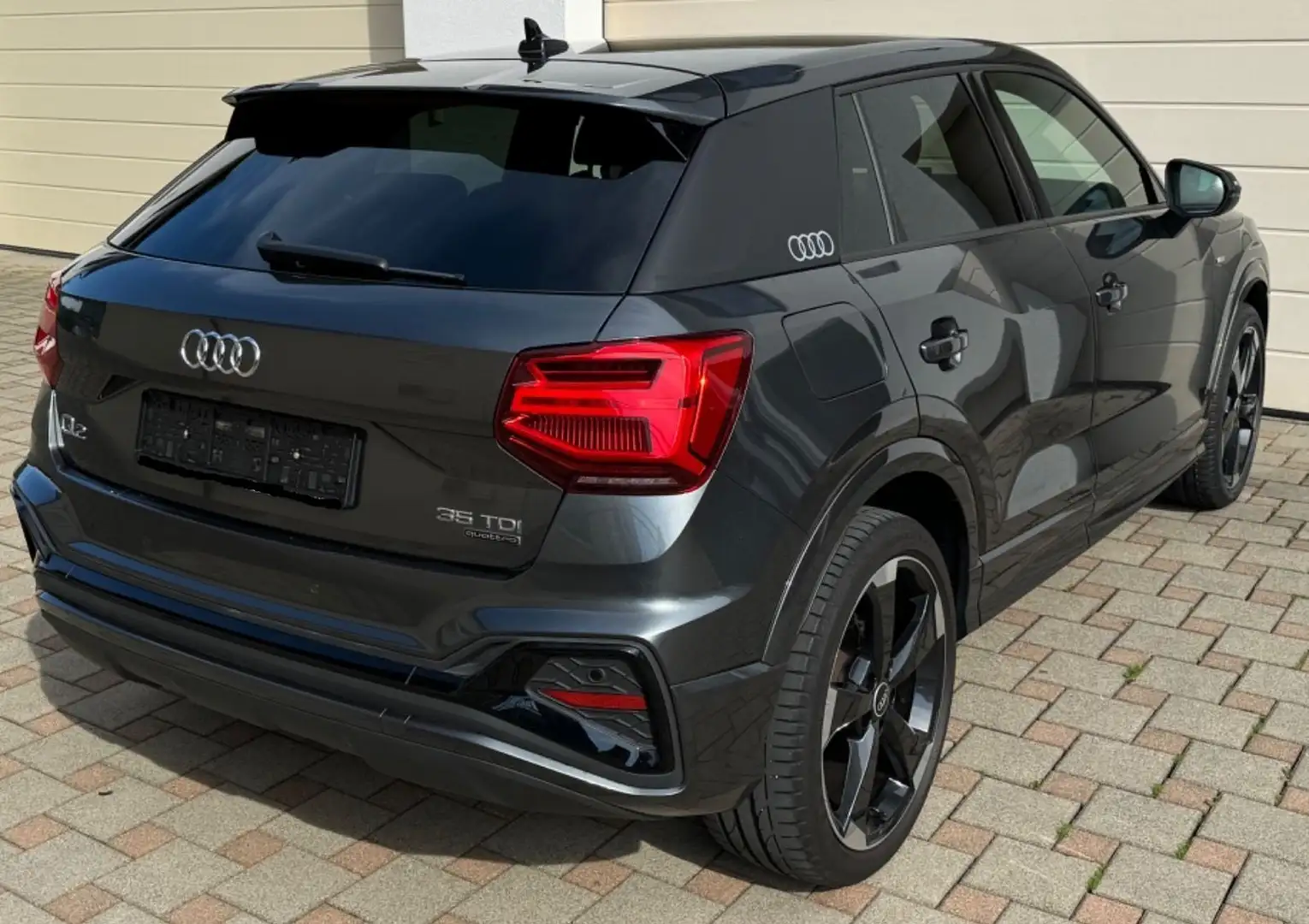 Audi Q2 Q2 35 2.0 tdi quattro s-tronic Nero - 2