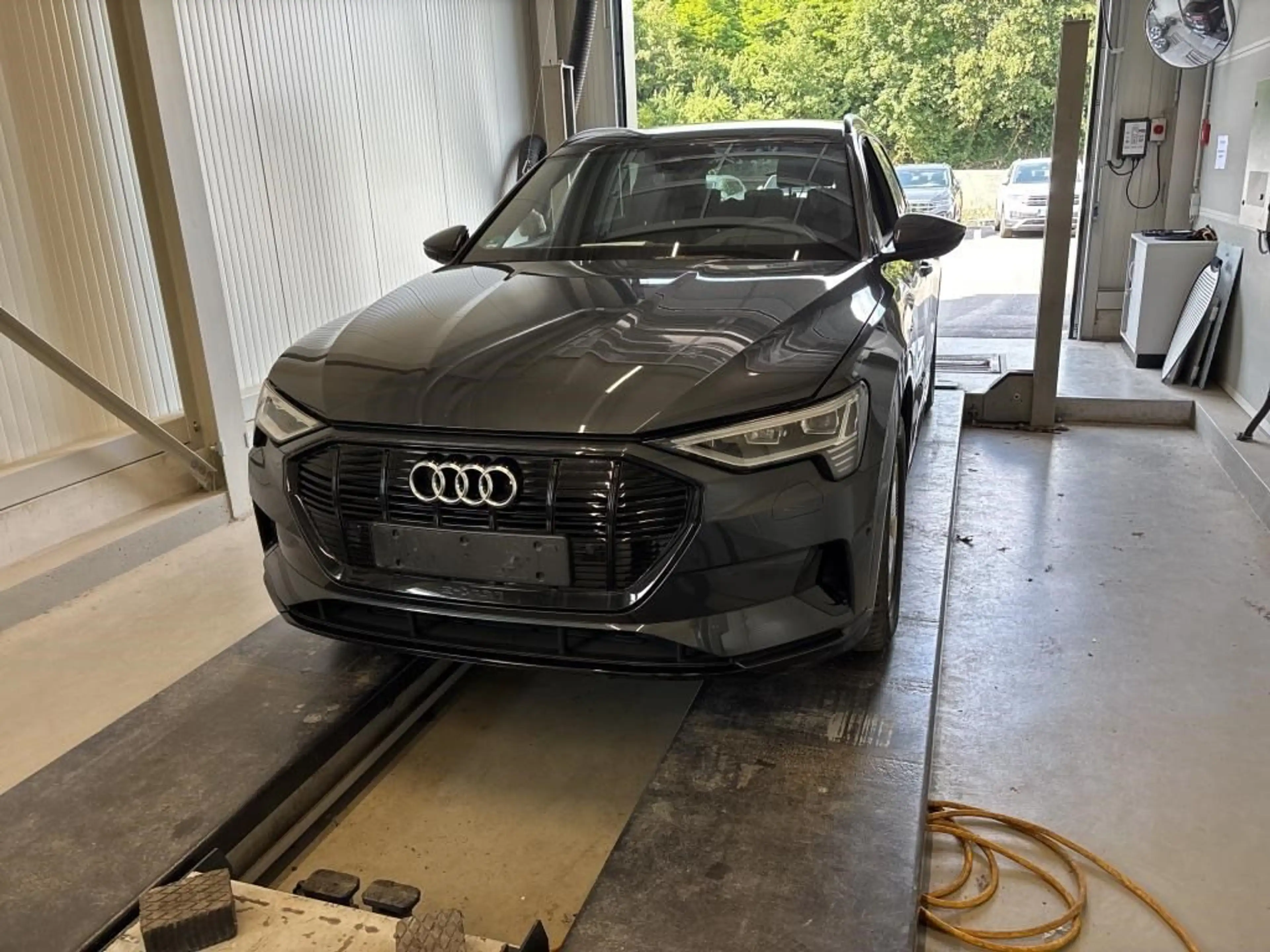 Audi e-tron 55 quattro advanced 95kWh AHK/KAMERA/OPTIKPAKET