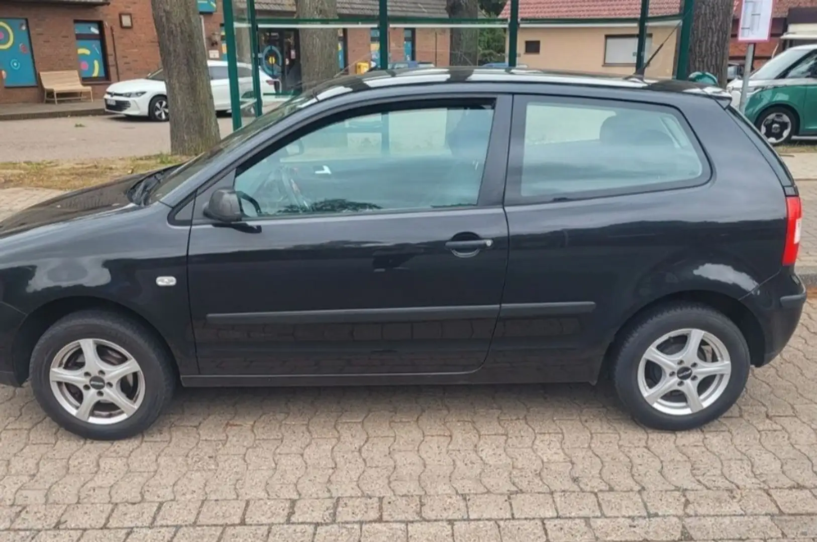 Volkswagen Polo polo 9n - 1