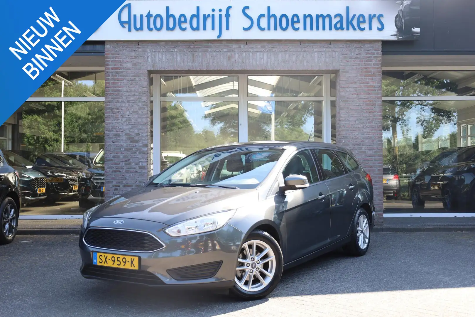 Ford Focus Wagon 1.0 , TREKHAAK STOEL/STUUR/RUITVERWARMING EL Grijs - 1