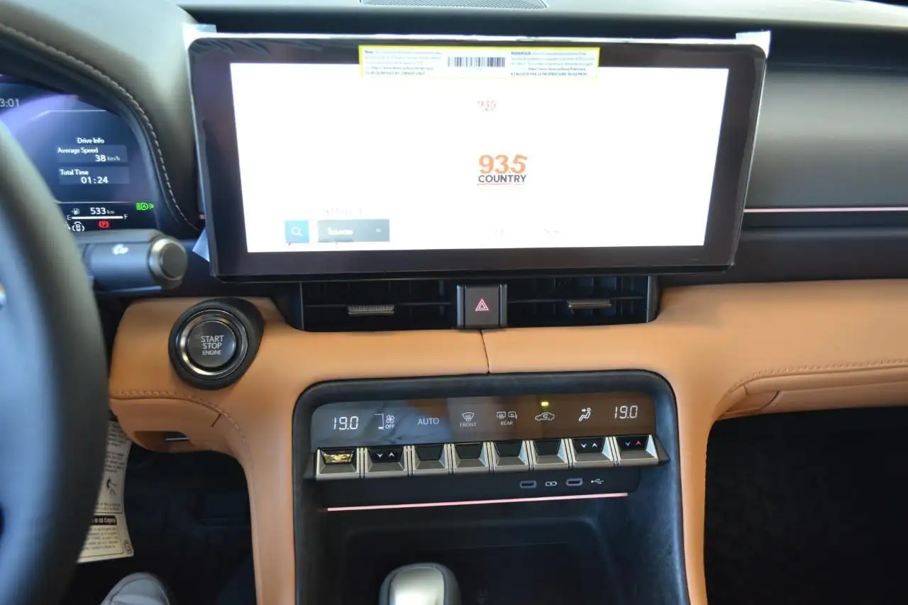 Lexus IS снимка Lexus IS