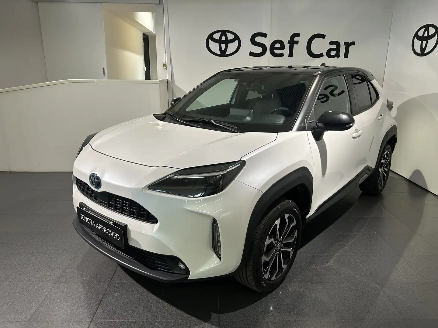 Toyota Yaris Cross 1.5 Hybrid 5p. E-CVT Trend Bianco - 1