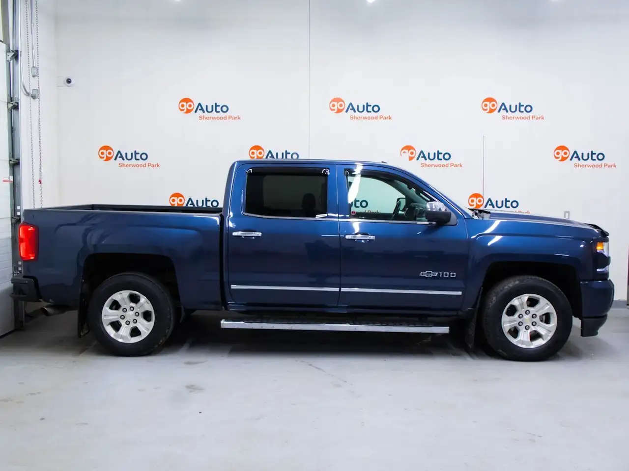 Chevrolet Silverado 1500 снимка Chevrolet Silverado 1500