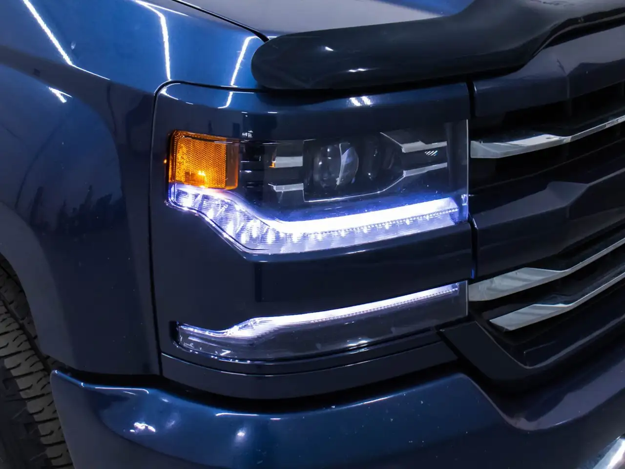 Chevrolet Silverado 1500 снимка Chevrolet Silverado 1500