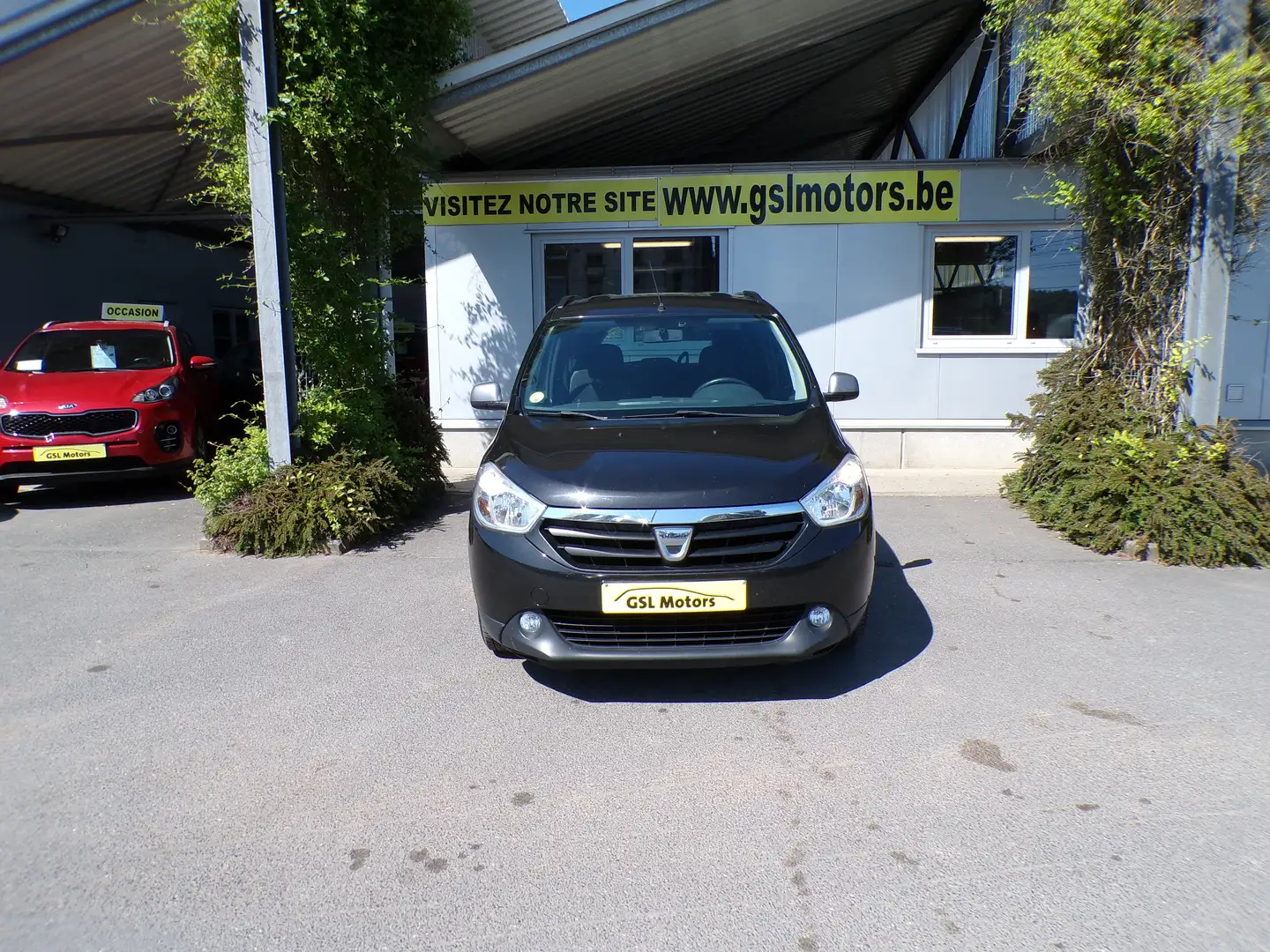 Dacia Lodgy 1.5dCi 90cv 5pl. noir 01/16 Airco GPS Capteurs USB Noir - 2