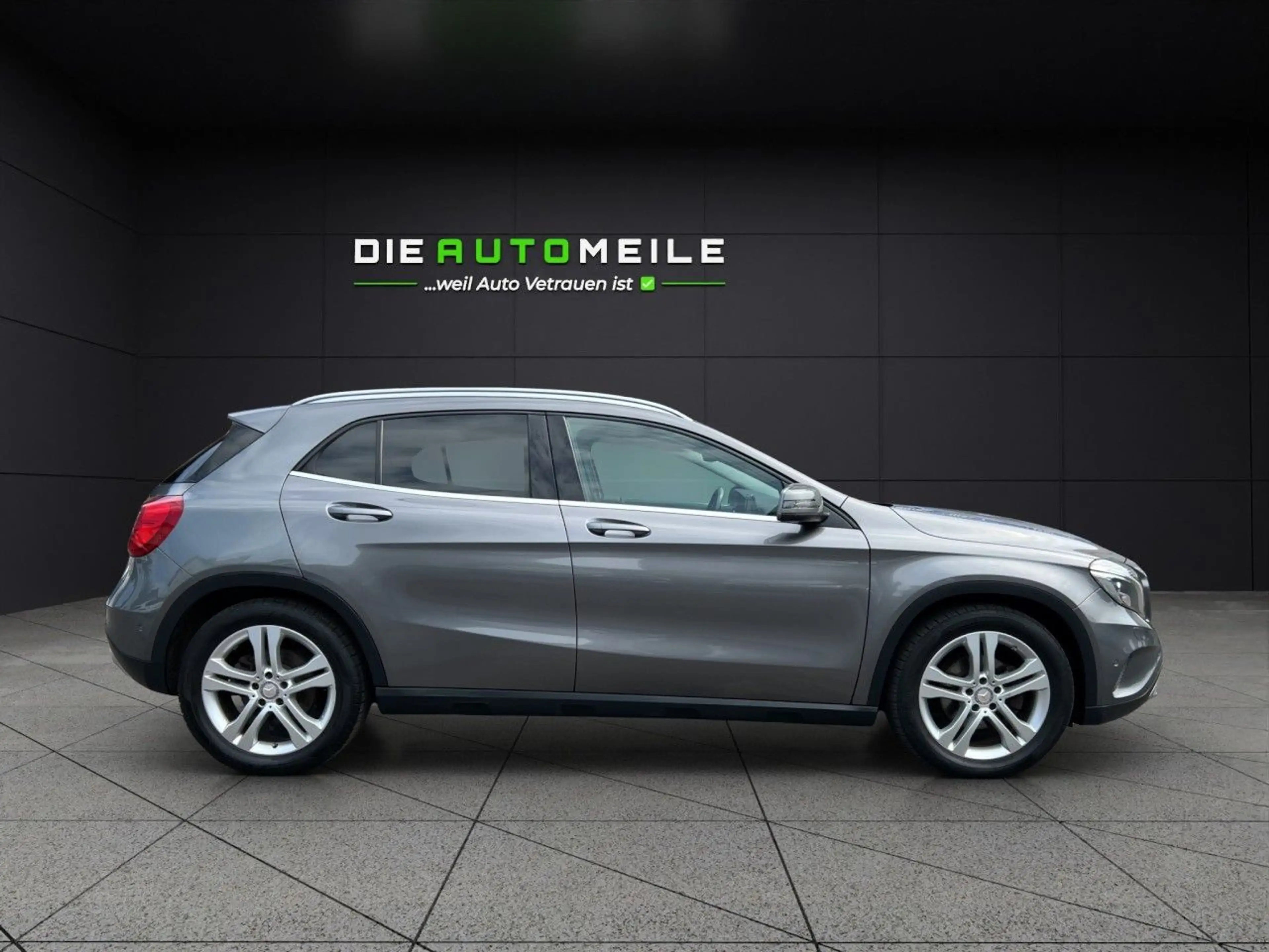 Mercedes-Benz GLA 200 CDI / d XEN KLIMA SHZG NAV KAM AHK — photo 7