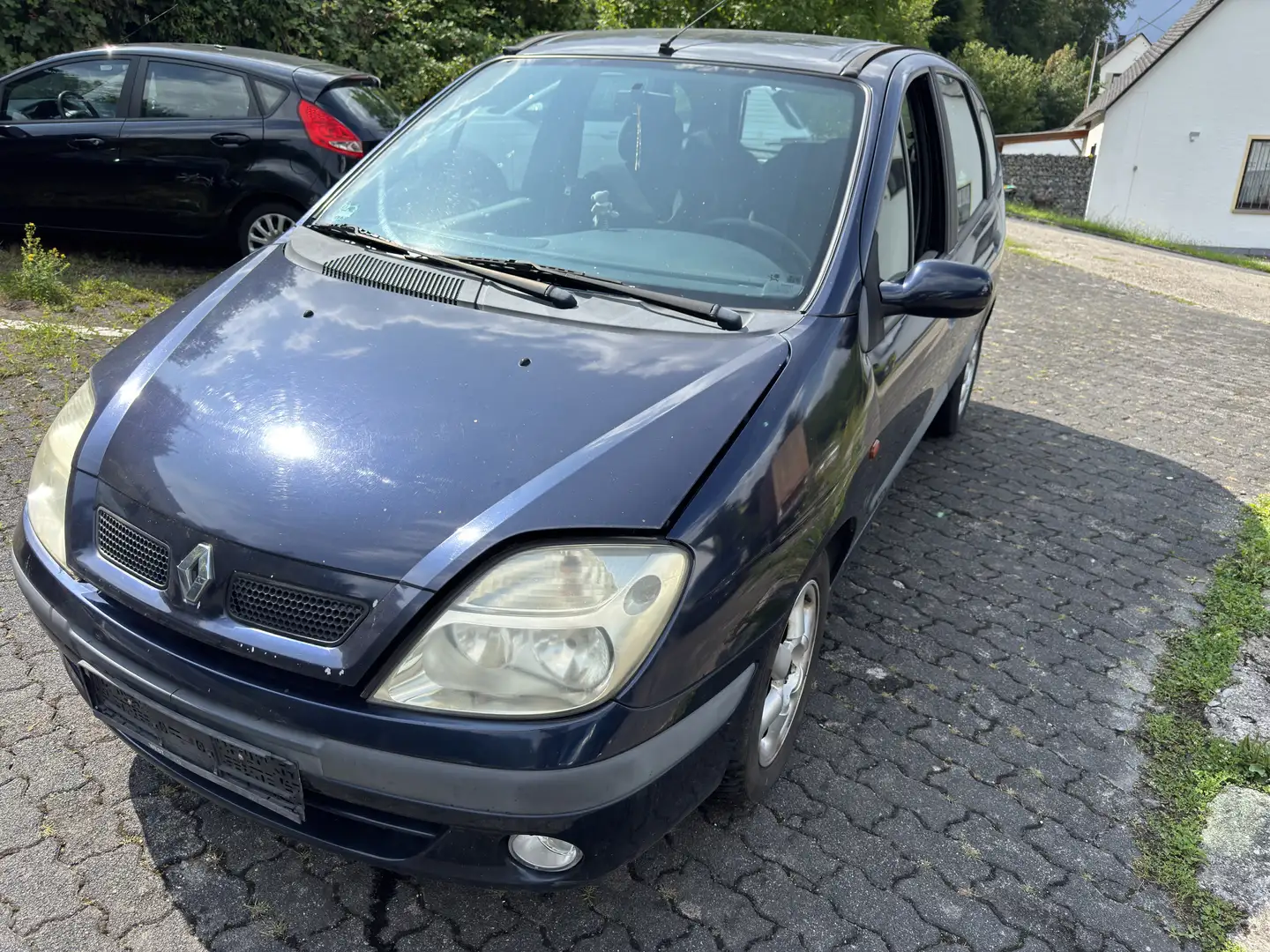 Renault Megane Blau - 1