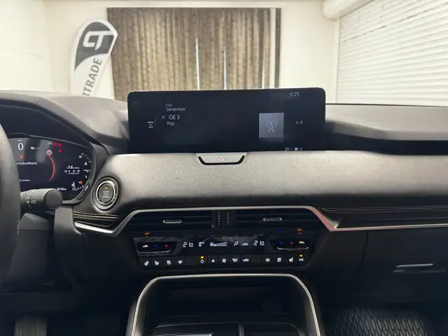 Mazda CX-60 view 18