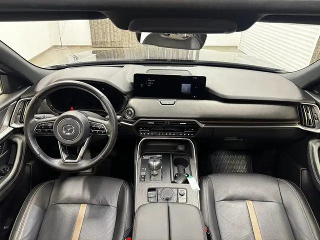 Mazda CX-60 view 14