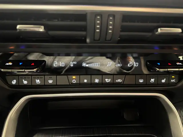 Mazda CX-60 view 19